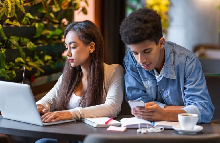 Formação de Conclusão de 12º Ano